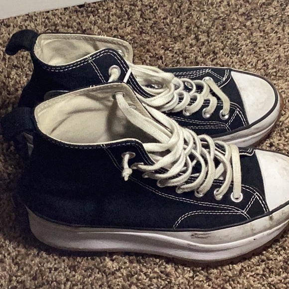 Dirty converse - Picture 2 of 3